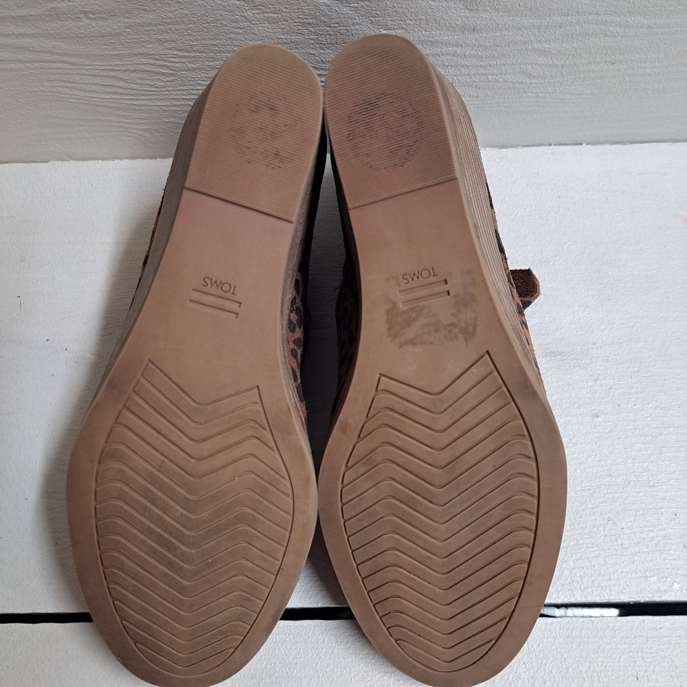 TOMS Leopard Design Almond Toe Casual Boots Ankle Mid Heel 2-3" Women's Size 8 - Picture 6 of 8